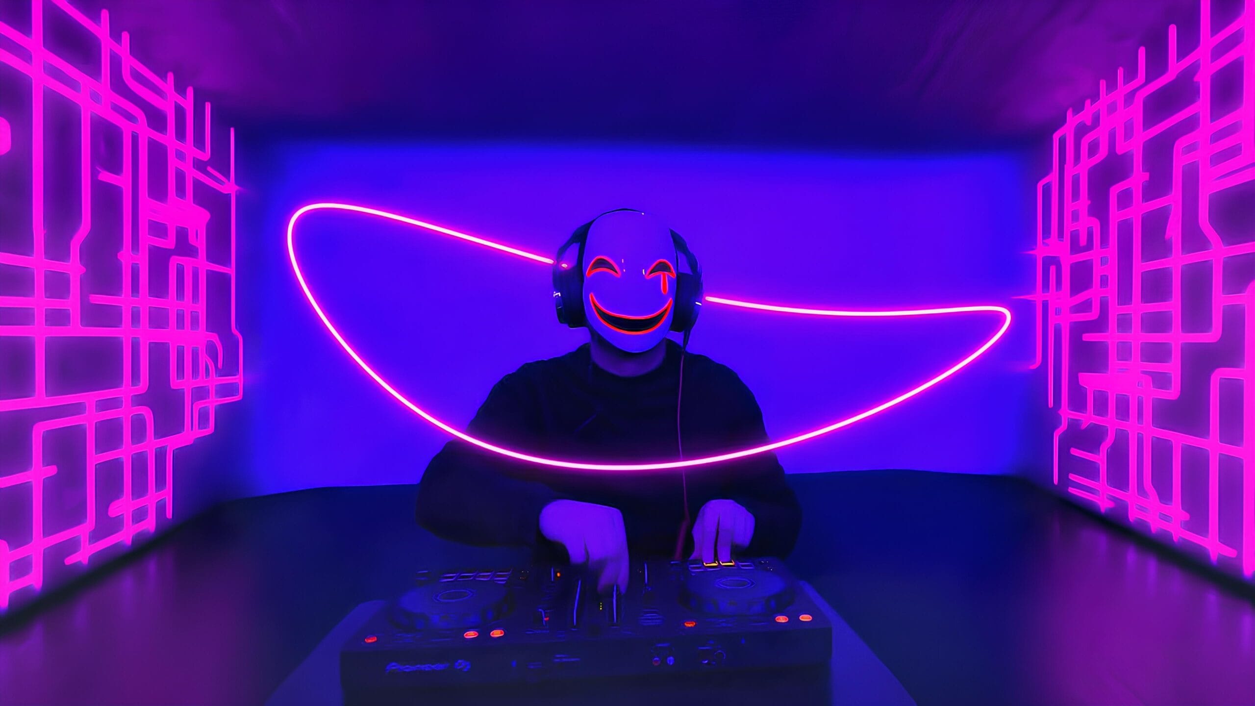 DJ Play House